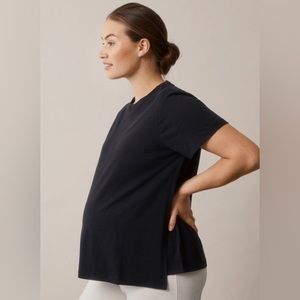 Boob Design: Maternity t-shirt with nursing access